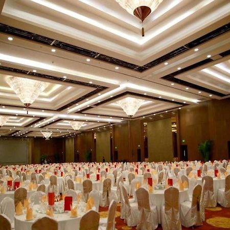Shenyang Rayfont International Hotel Buitenkant foto